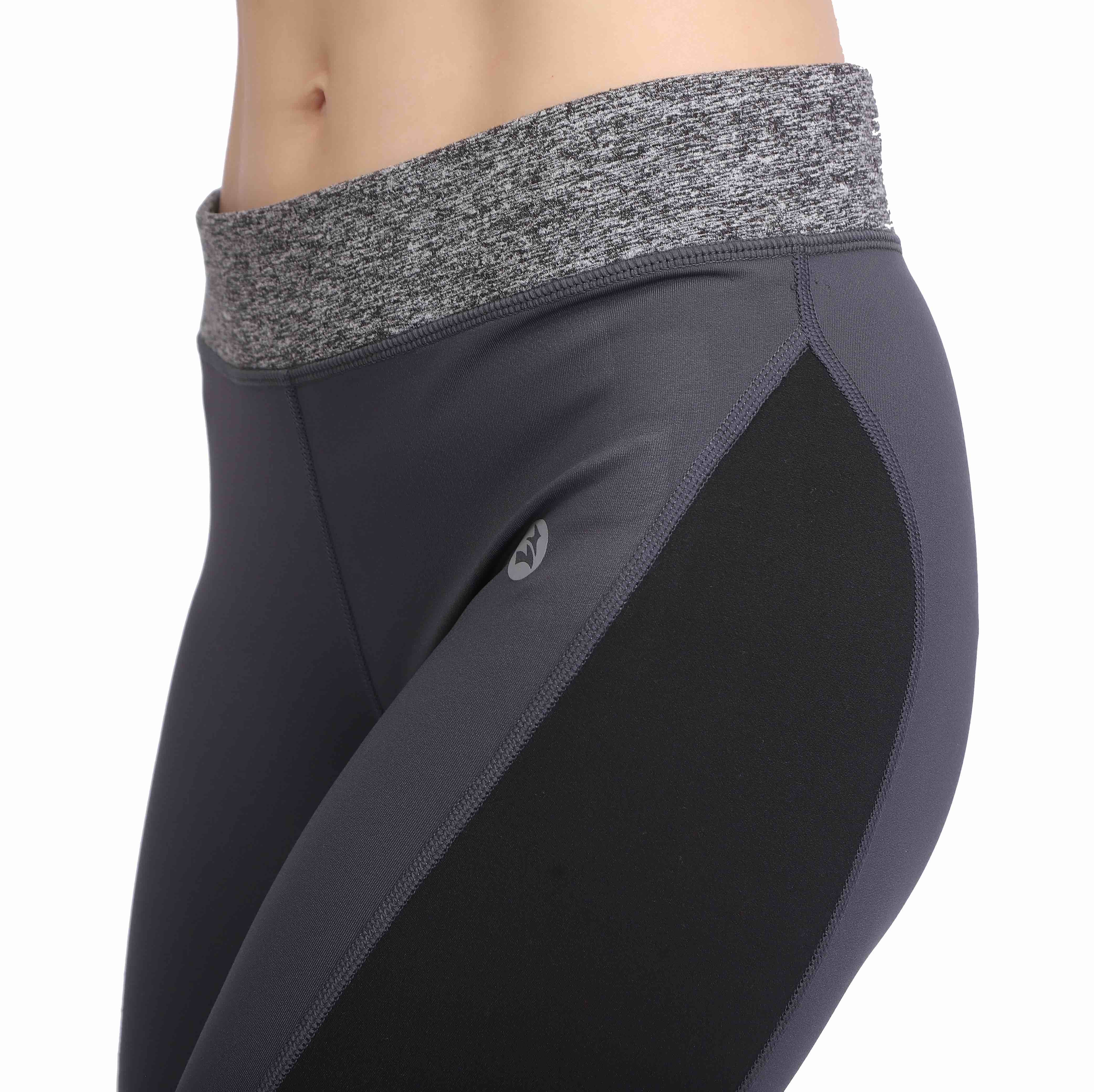 Panneau lat&eacute;ral