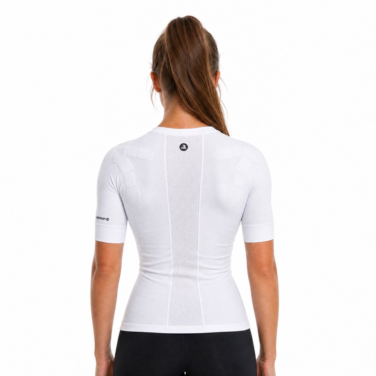 ENGINEERED PERFORMANCE Hauts à manches courtes pour femme
