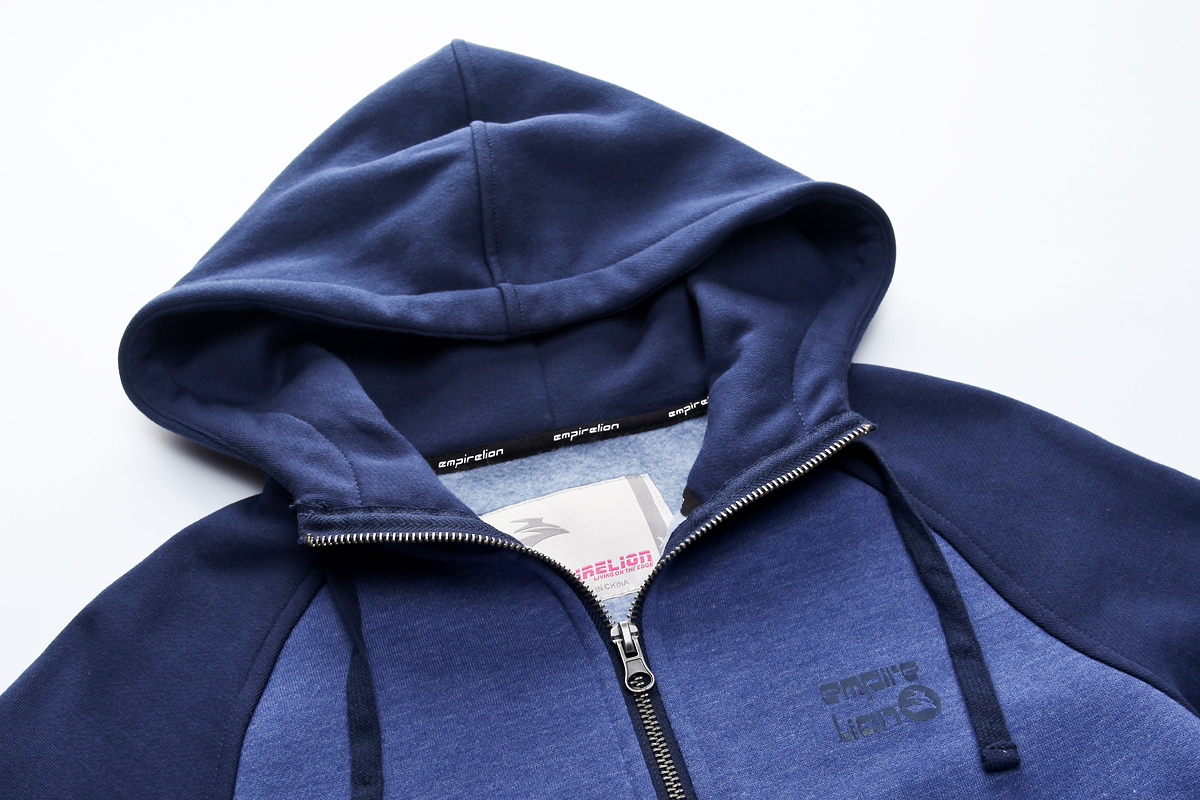 Hoodie &agrave; double tissu autonome