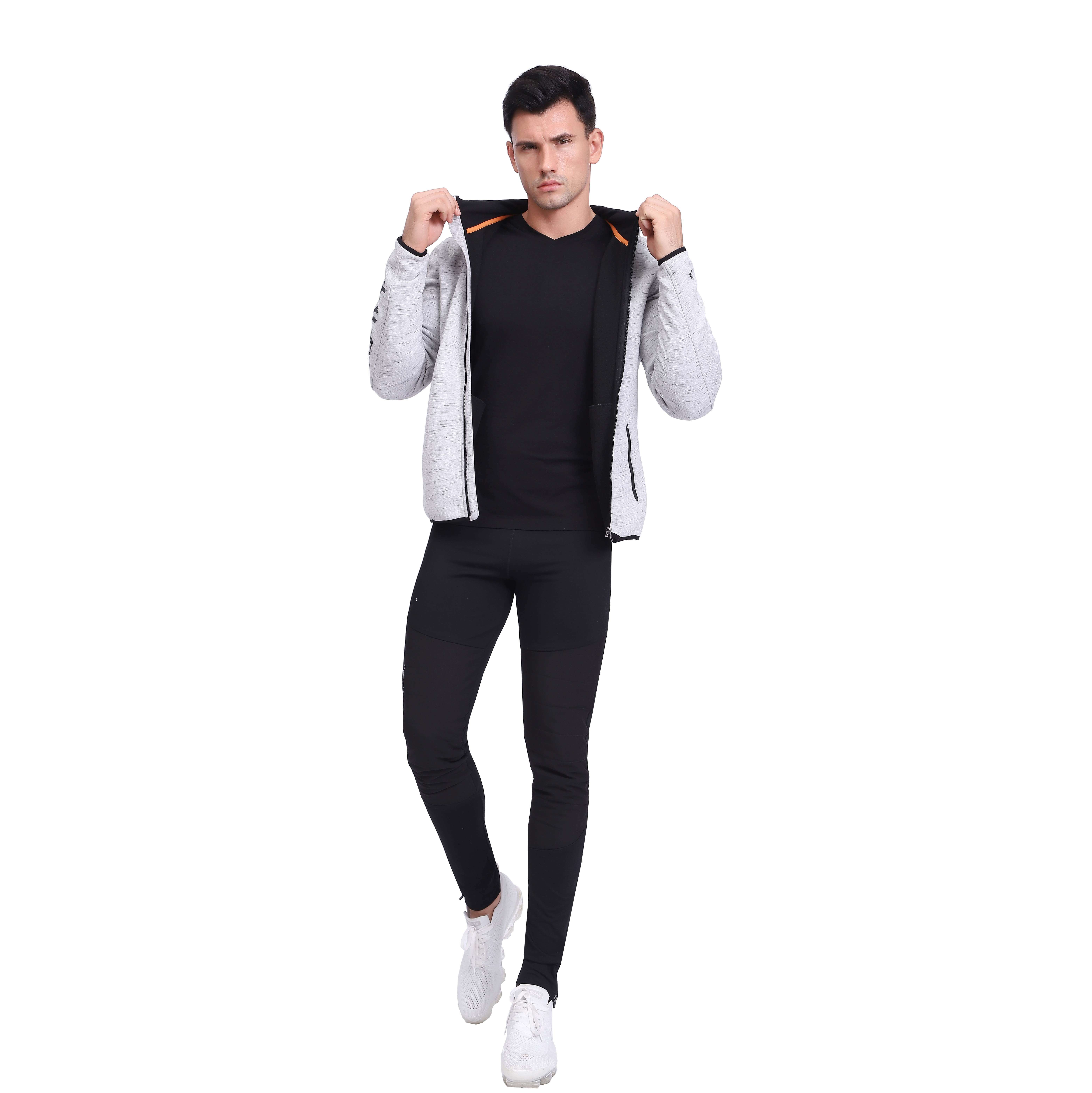 Sweat &agrave; capuche