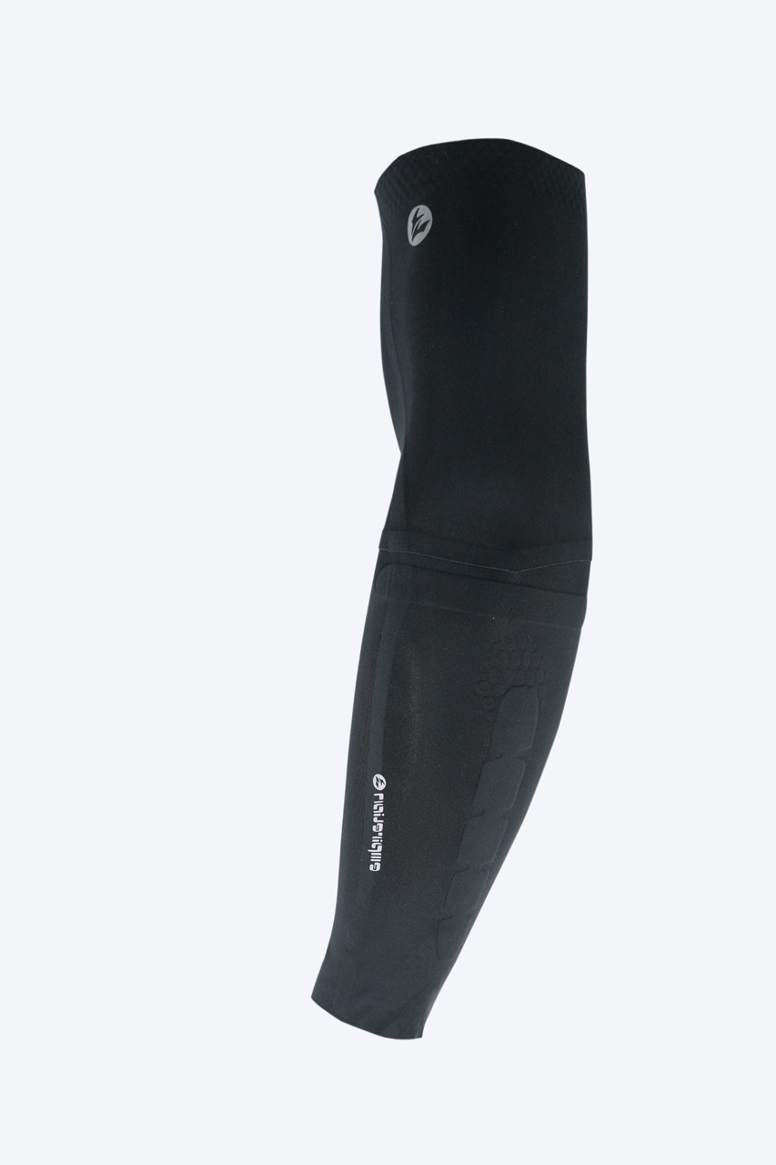 ENGINEERED PERFORMANCE Manchon de compression pour coude