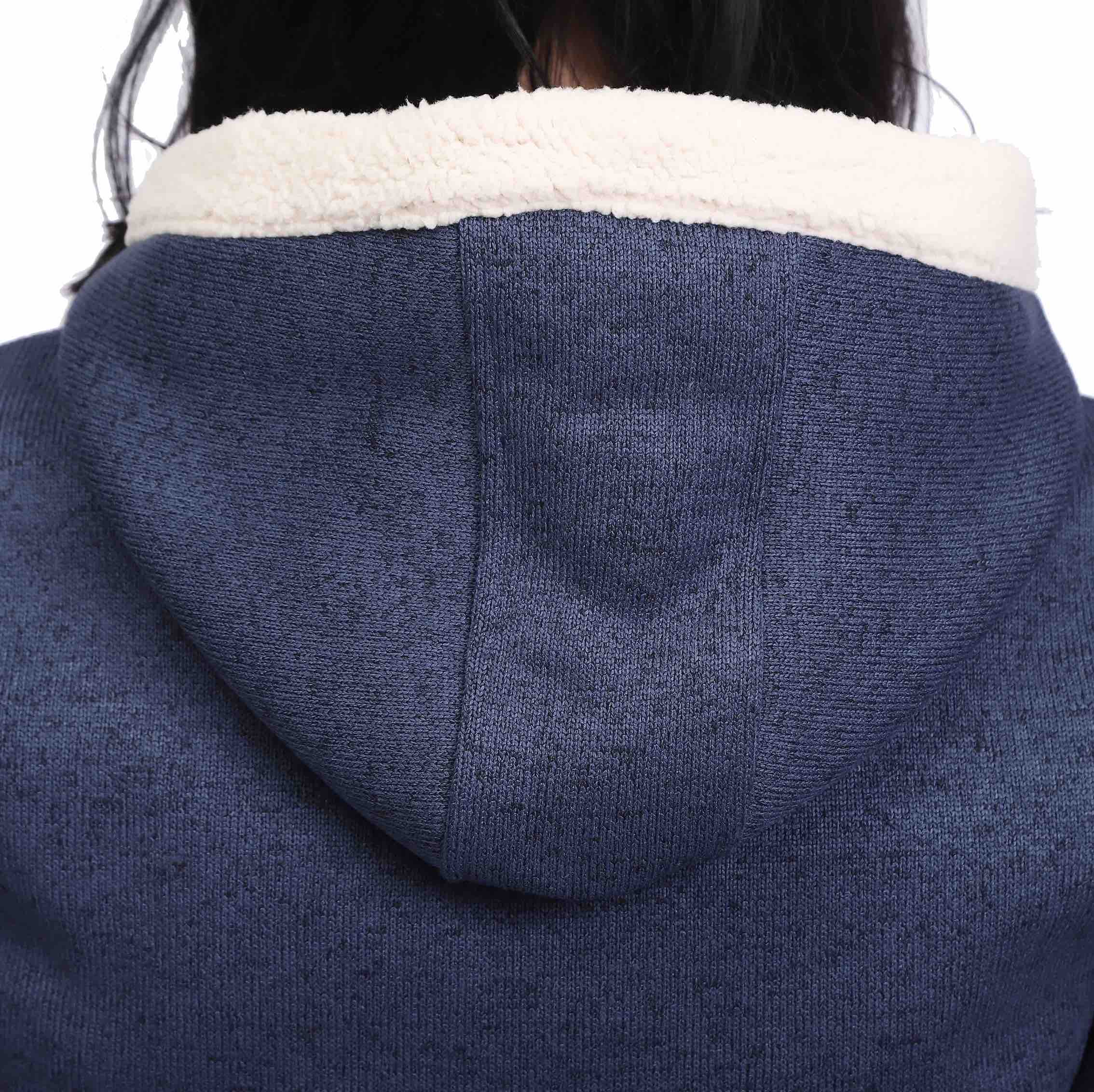 Sweat &agrave; capuche