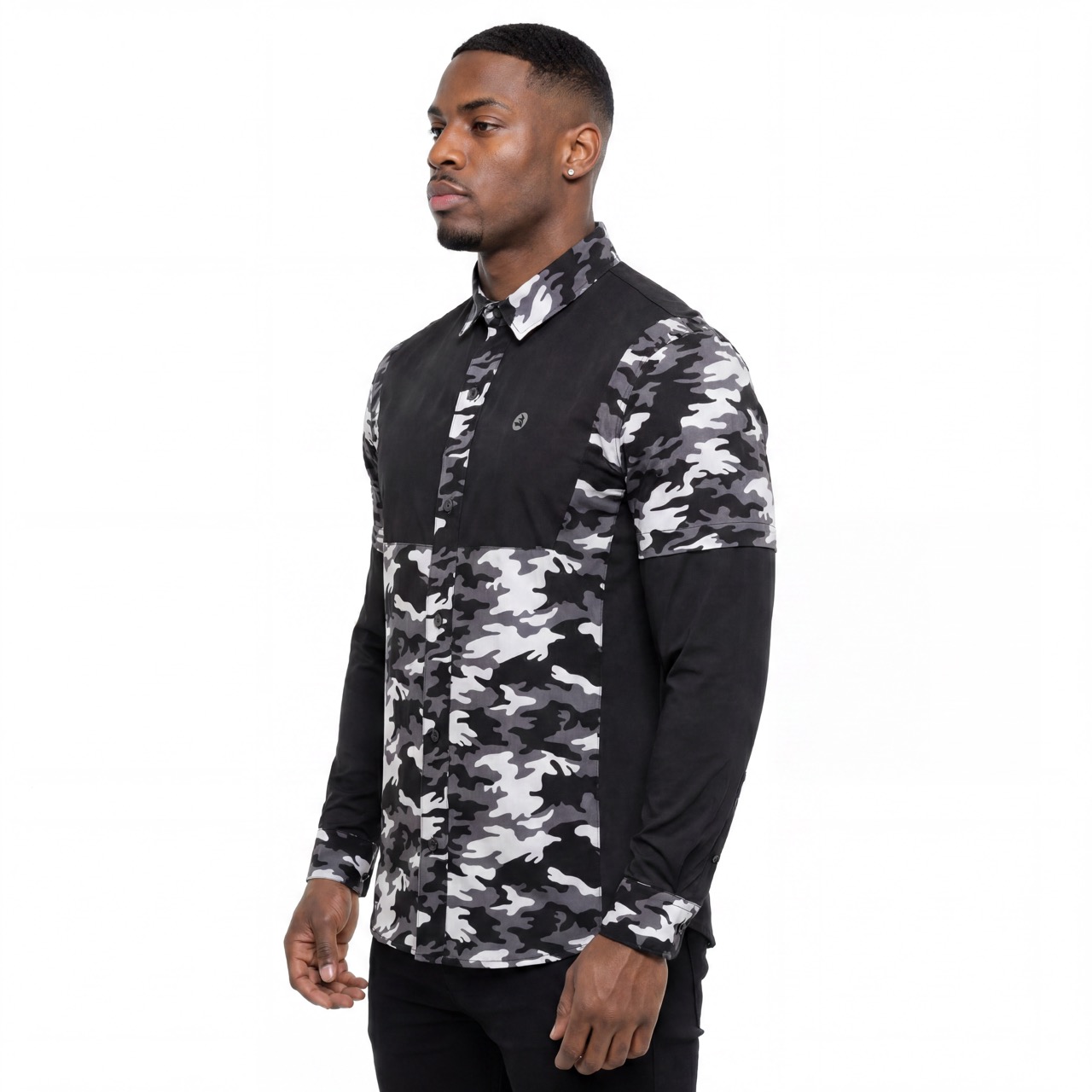 Chemise de randonnée à manches doubles avec trous laser bloqués par couleur imprimé camouflage pour hommes