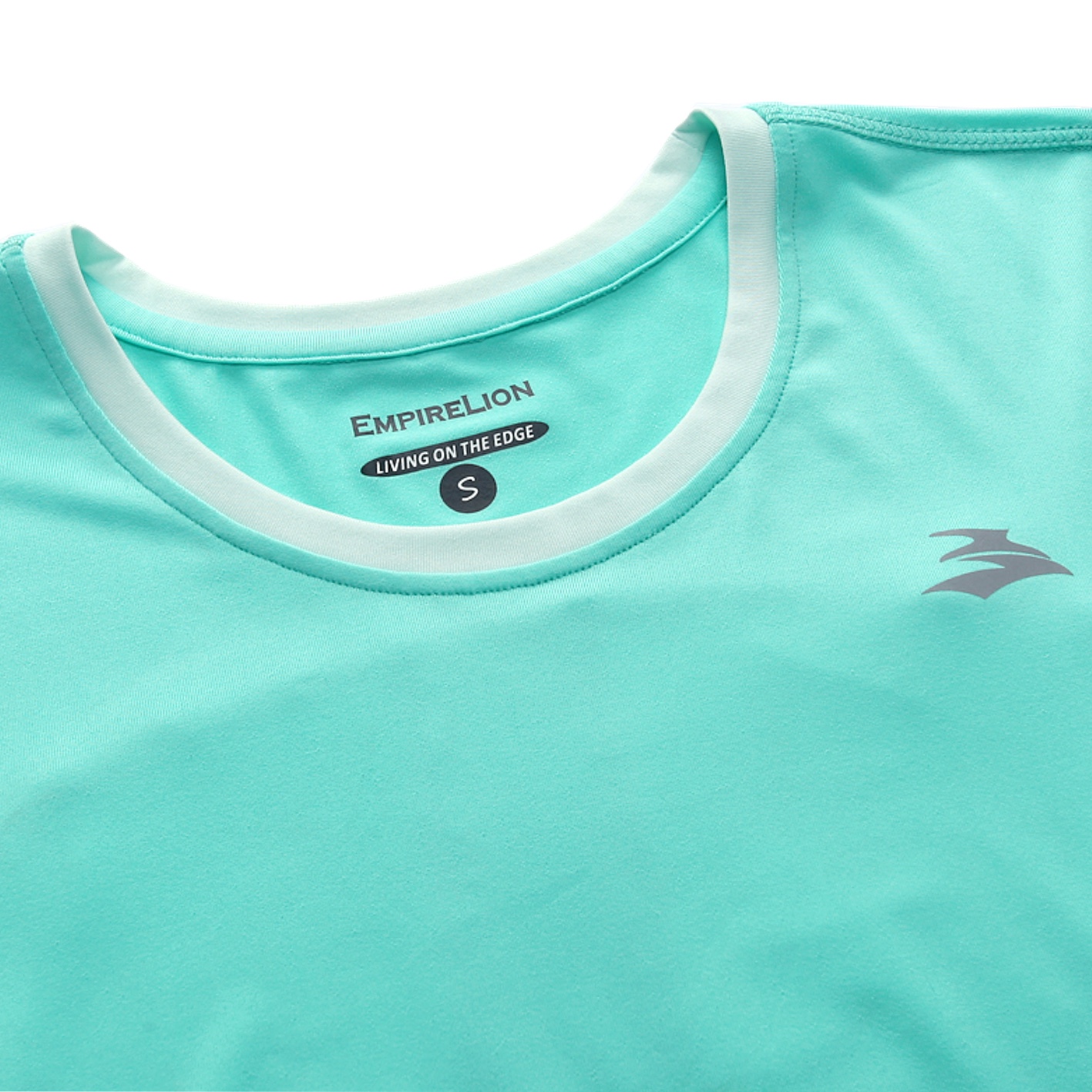 Garniture de cou contraste