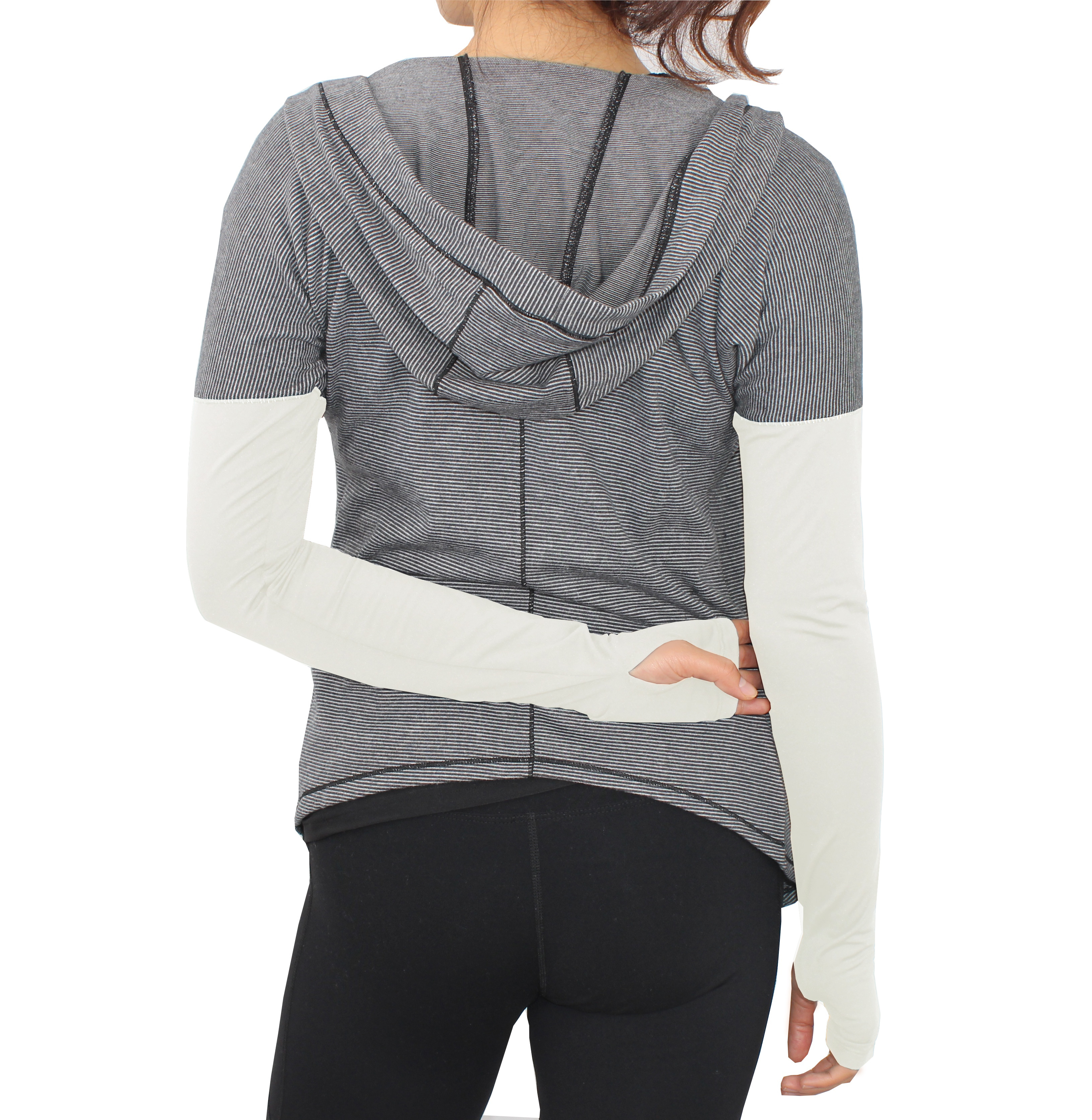 Sweat &agrave; capuche