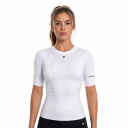 ENGINEERED PERFORMANCE Hauts à manches courtes pour femme
