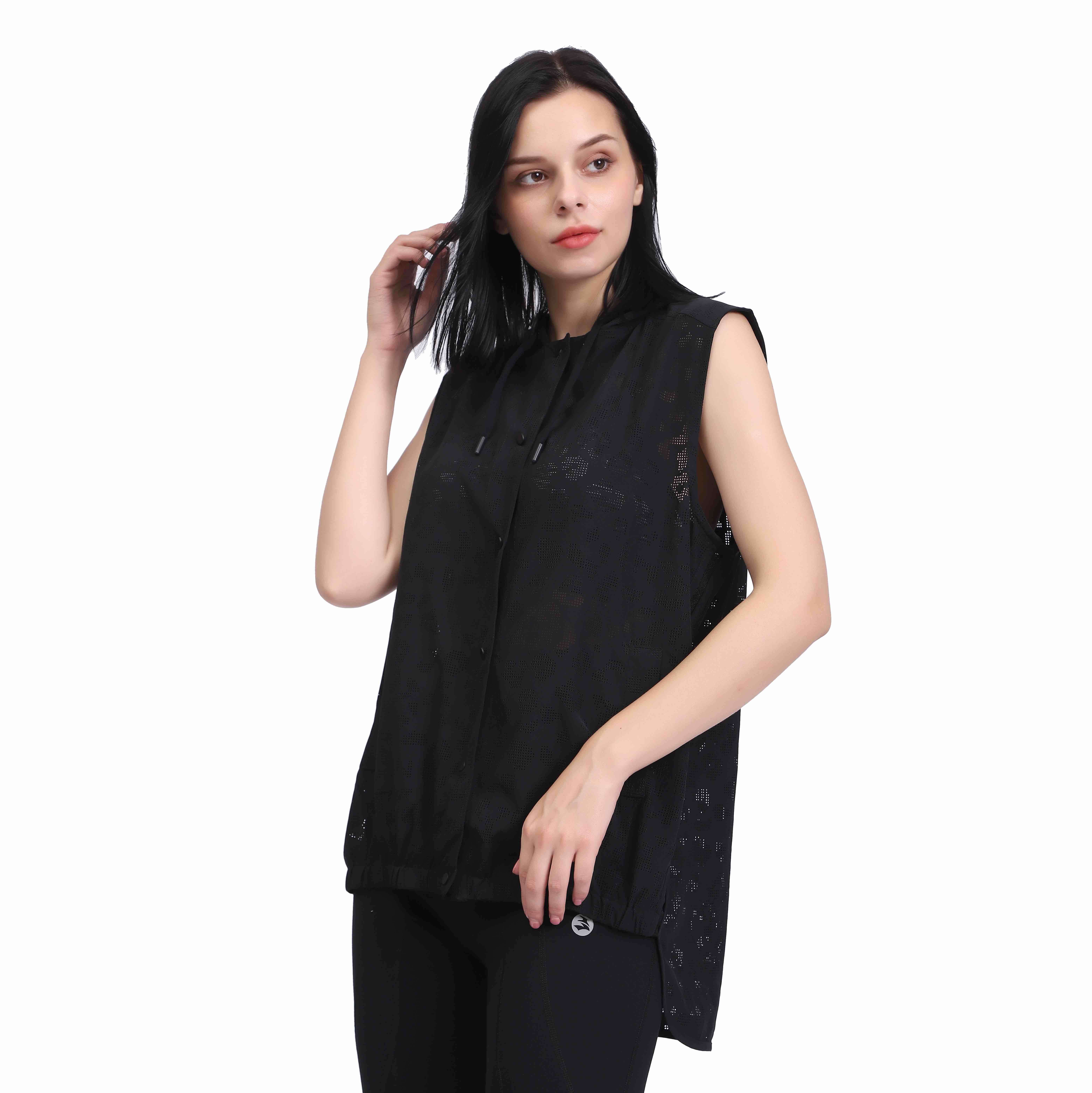 &Agrave; sweat &agrave; capuche