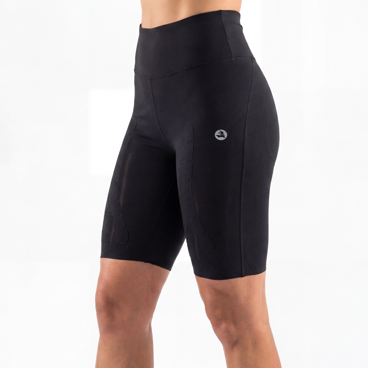 ENGINEERED PERFORMANCE Short pour femme